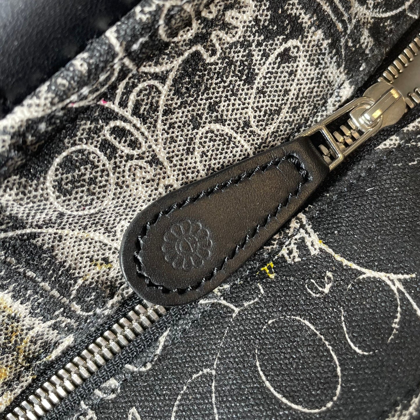 Takashi Murakami Tote - SUPER/HOLLOW