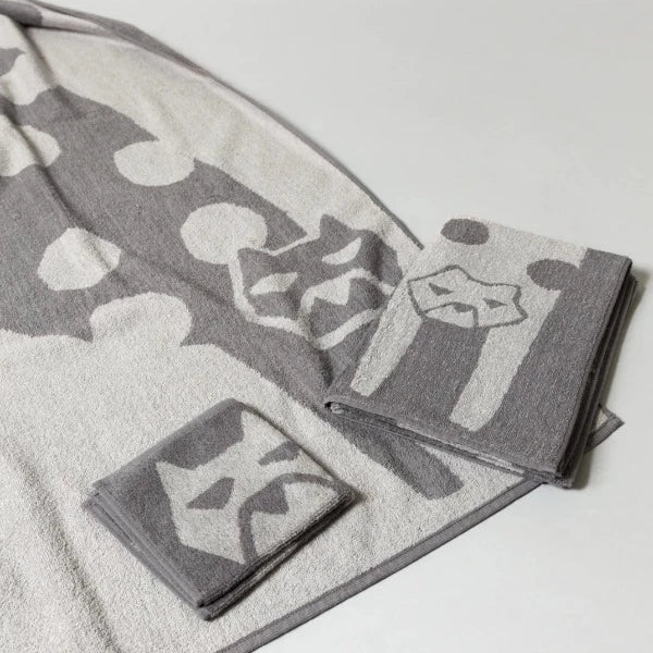 Yoshii Cat Towel
